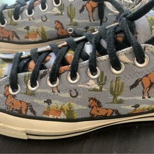 Converse Chuck Taylor 70, pony print, barely used, unisex size 9Men 11Women